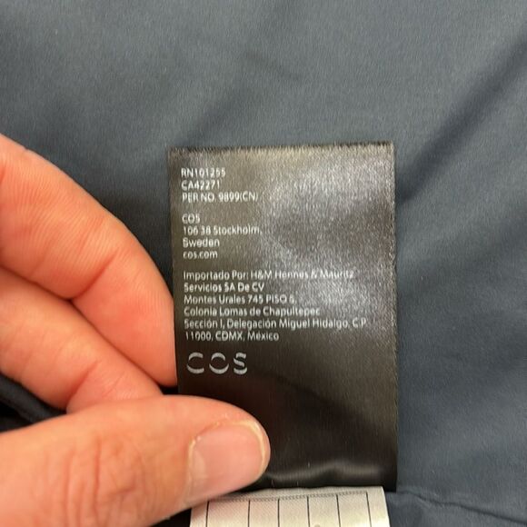 COS navy blue puffer jacket - Picture 14 of 16